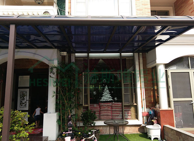 佛山順德藍(lán)天花語一街97號雨棚--蔡先生