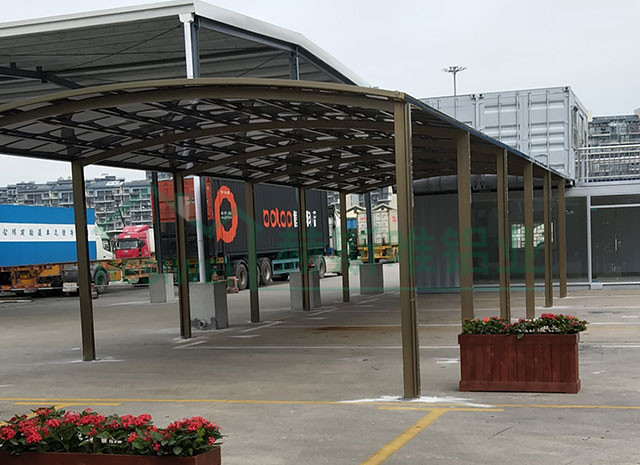 深圳龍華民康路一號車棚 - 葉先生