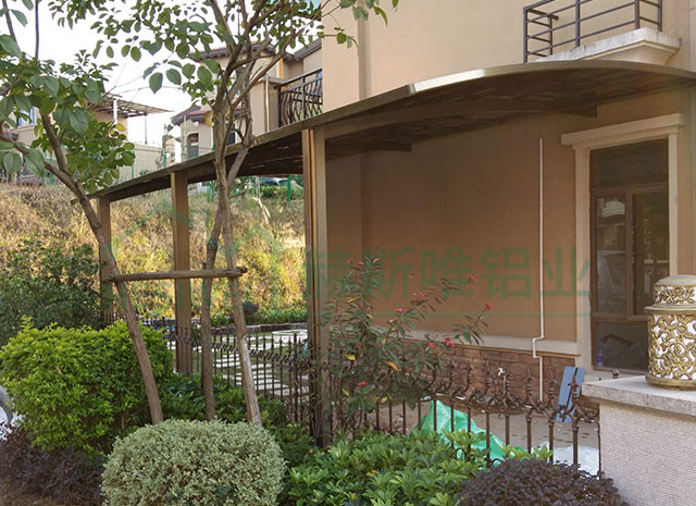 梅州碧桂園車(chē)棚 - 劉先生