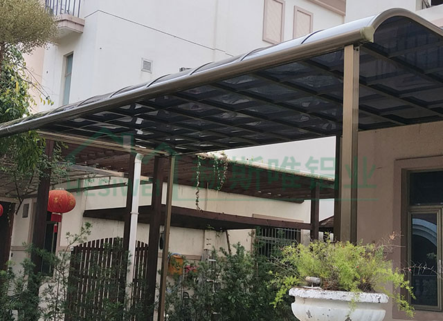 韶關(guān)市碧桂園花地八街七號(hào)雨棚 - 卜小姐