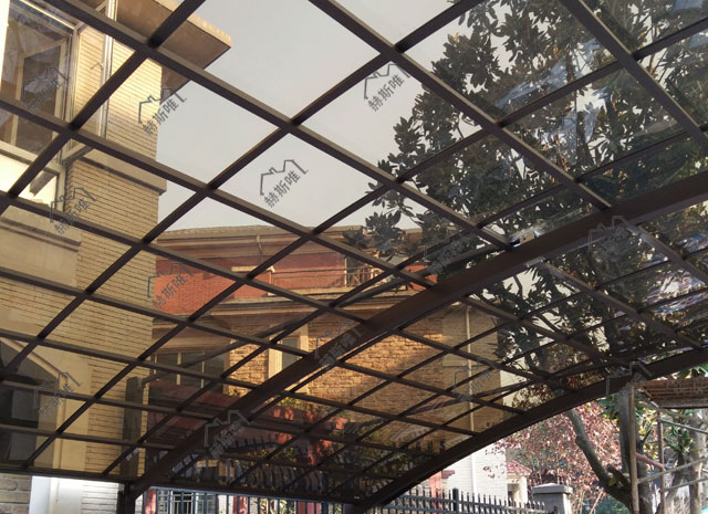 湖南長沙龍灣國際 張先生