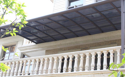 R型陽臺(tái)雨棚