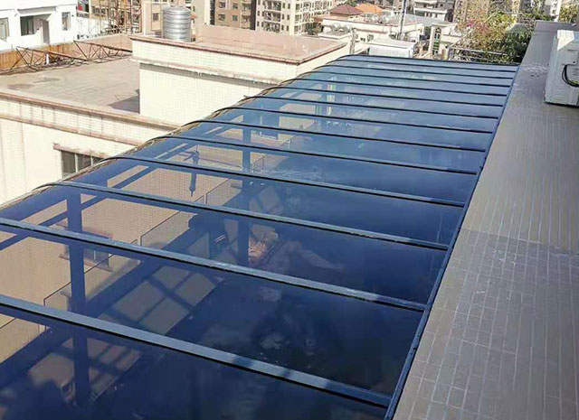 戶外遮陽(yáng)雨棚